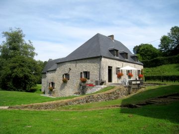 Deze gerestaureerde watermolen ligt langs één van de mooiste rivieren van België
